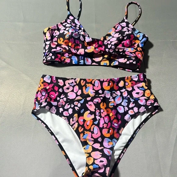 Cupshe bikini NWOT - Picture 1 of 4